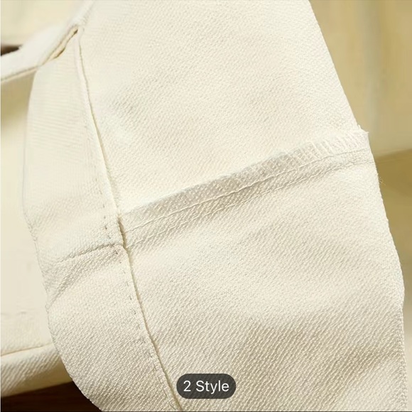 Harry Potter Herbology Canvas Tote - Picture 4 of 6